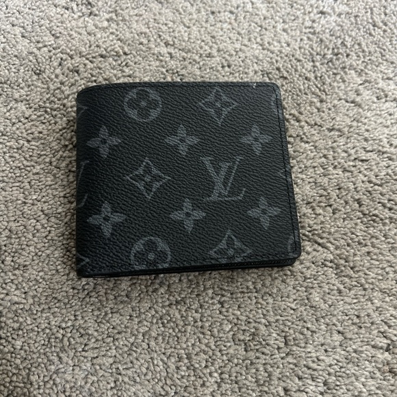 Louis Vuitton Black and Gray Monogram Card Holder - Picture 1 of 4